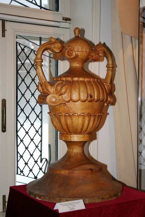 Музейщики рассказывают историю жемчужины деревянного зодчества