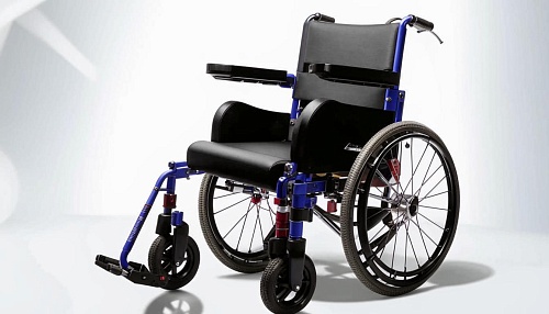 Почта России доставит тюменцам инвалидные коляски