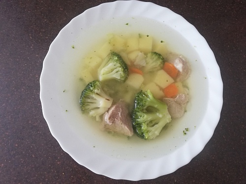 Какие летние супы полезны? Советы диетолога