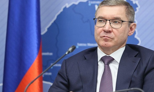 Владимир Якушев призвал разработать условия предоставления мер поддержки многодетным семьям