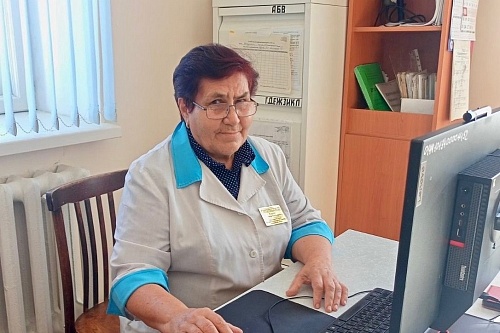 Медсестра из тюменского села спасла подростка от отека Квинке