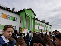 В Тюмени началась торжественная церемония открытия новой школы в Казарово