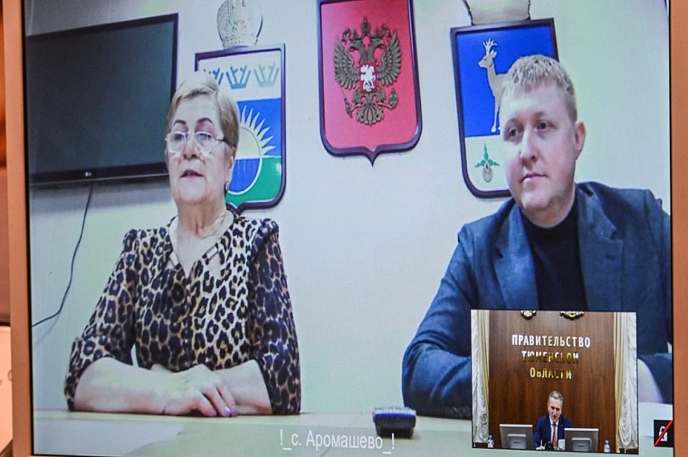 Александр Моор поручил провести капитальный ремонт в доме культуры села Аромашево