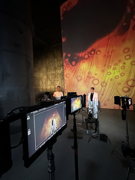 Сет Анны Асти