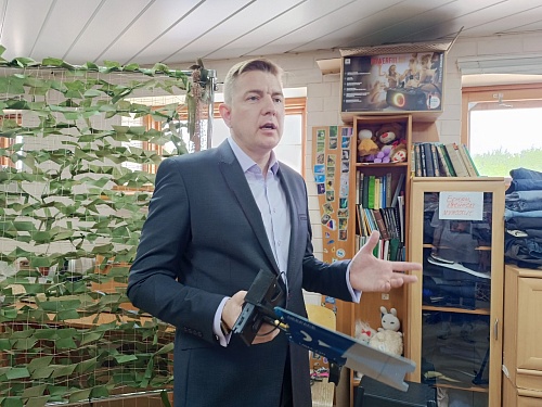 Тюменцы собрали первый анализатор вражеских дронов и передали его в зону СВО