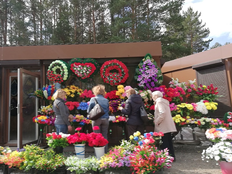 Радоница 2024: что принято делать в этот день, и чего не приветствует церковь