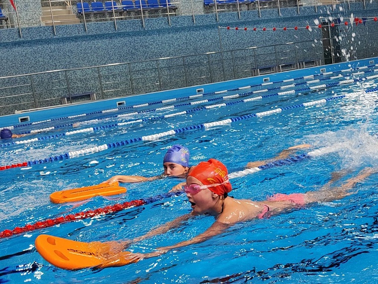 Тюменская область отремонтировала Дворец спорта в Краснодоне