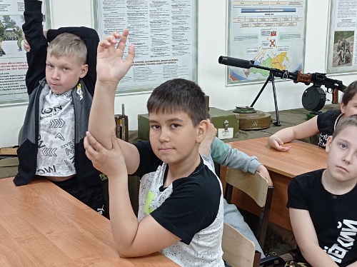 Во время летнего отдыха тобольские дети приобщатся к воинскому делу