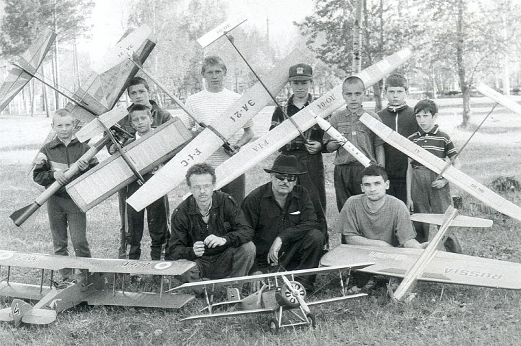 В Тюмени две станции - юных натуралистов и юных техников - отмечают 70-летие