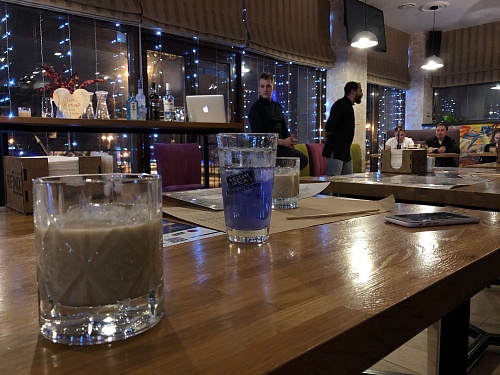 В Тюмени протестировали альтернативу пластиковым трубочкам