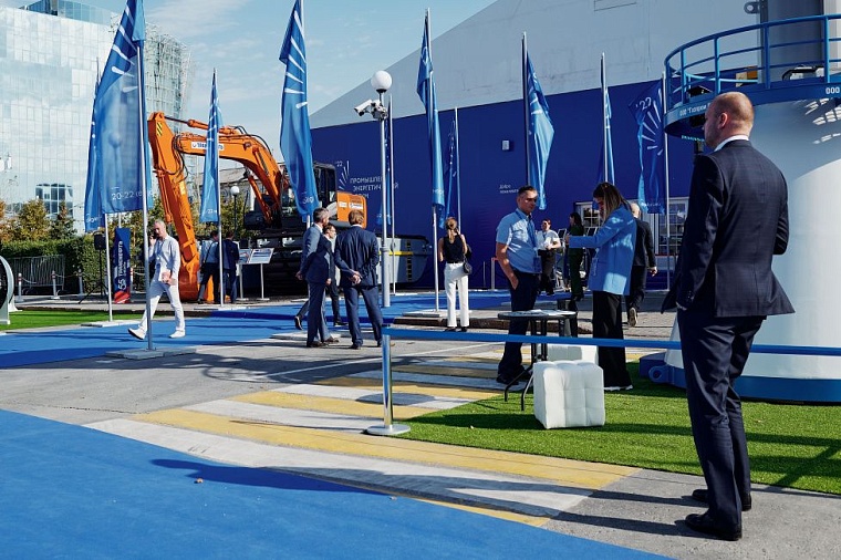 В честь 20-летия TNF приглашает гостей форума в путешествие во времени на ул. Дзержинского