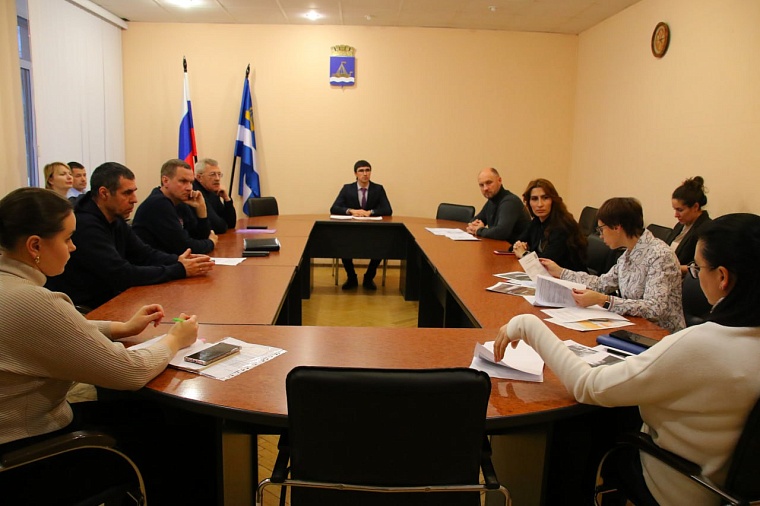 Жителей Мыса в Тюмени убедили в отсутствии планов вырубать деревья в их районе