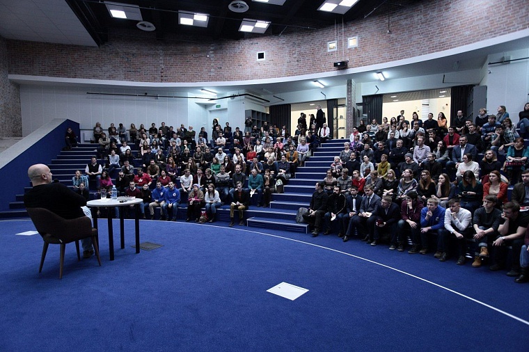 Захар Прилепин: Если можно кого-то не убивать, лучше не убивать