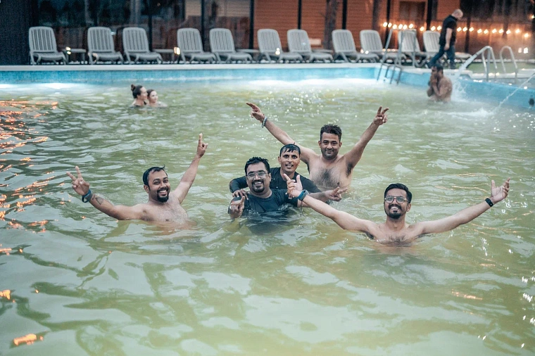 Туроператоры из Индии пришли в восторг от тюменских горячих источников