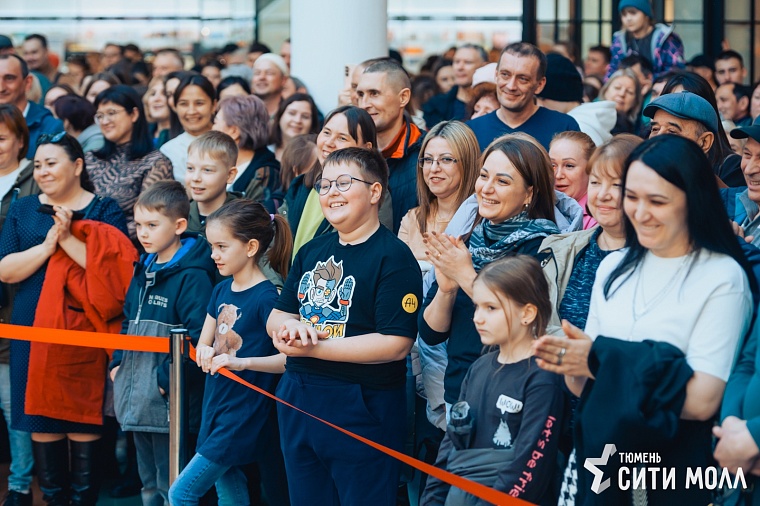 В Тюмень Сити Молле завершилось яркое мероприятие — второй розыгрыш акции «чери-ДА! ставка на чёрное»