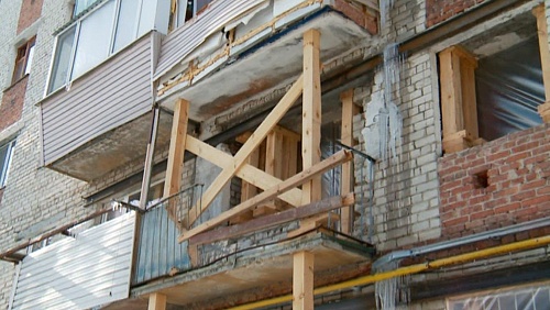 Жильцы дома по ул. 50 лет ВЛКСМ,  где взорвался газ, постепенно возвращаются в квартиры