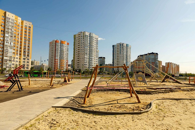 В сквере Равновесия в Тюмени делают первый скейт-боул