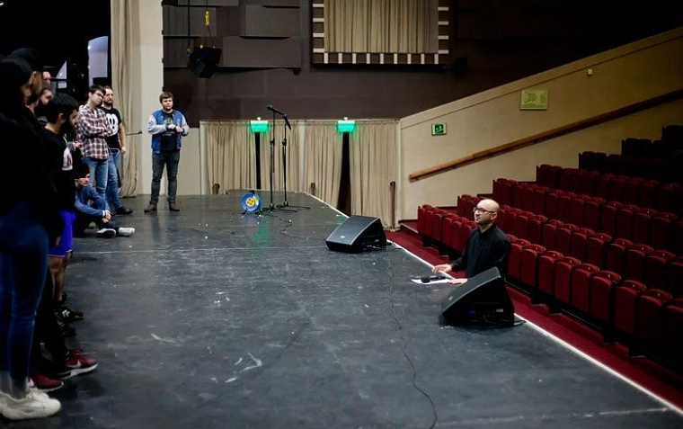 Финал КВН: «Наполеон Динамит» из Тюмени споет про Путина, «Борцы» из Сургута покажут 1001 ночь