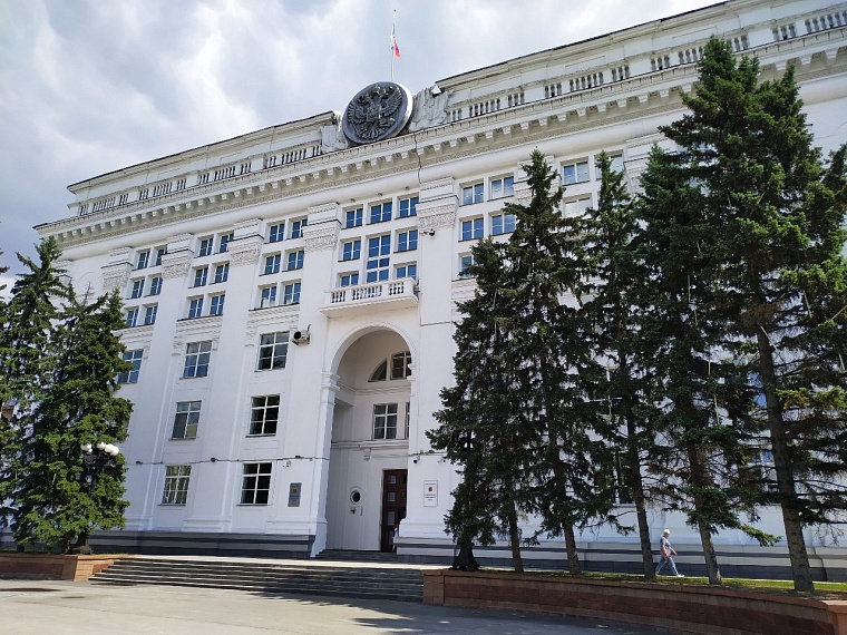 Кузбасский Трептов-парк, сквер на месте «Зимней вишни» и знаменитый спотыкач: Гуляем по Кемерово
