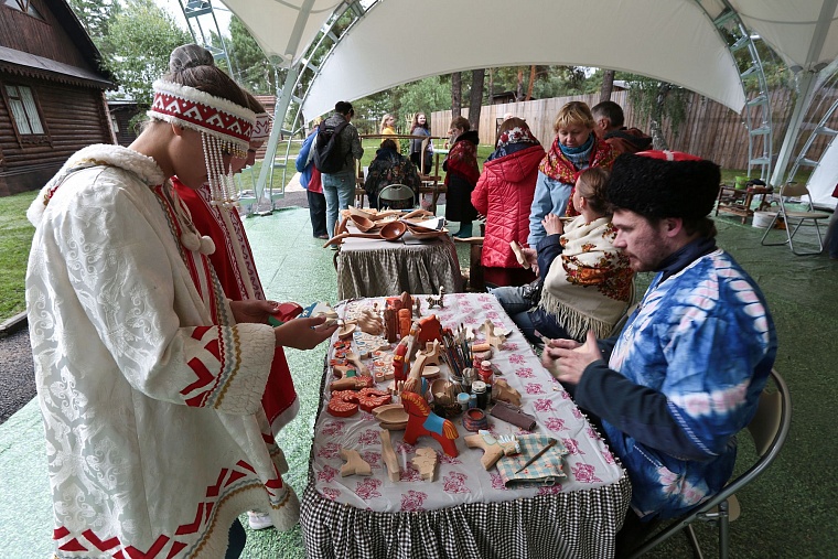 Фестиваль «Этнолайф» на Андреевском: шаманизм и искусство