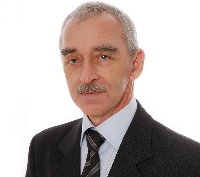 Второй дом: стаж трудовой династии Панюшкиных на Тобольском ПАТП - 168 лет