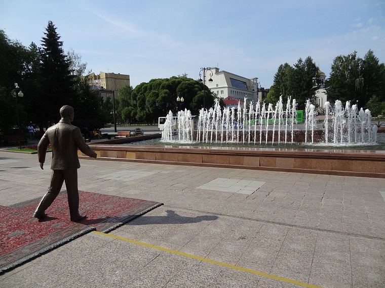 102 года назад улица Республики получила нынешнее название