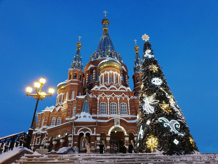 Свято-Михайловский собор в Ижевске. Фото: Вслух.ру