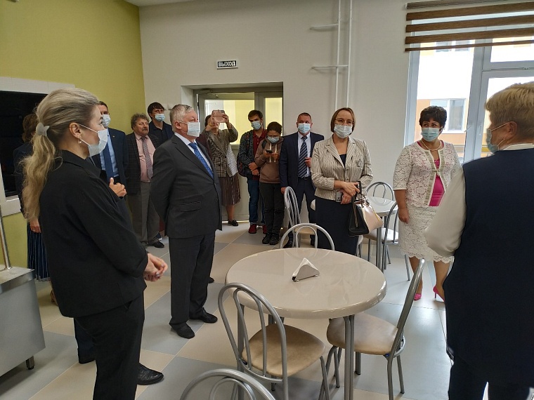 В новой школе поселка Богандинский дети будут учиться в одну смену