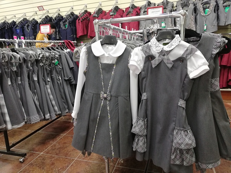 Школьная форма: как правильно выбрать, где купить в Тюмени