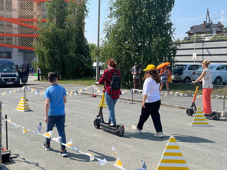 В Тюмени прошел крупный фестиваль в честь дня ГИБДД