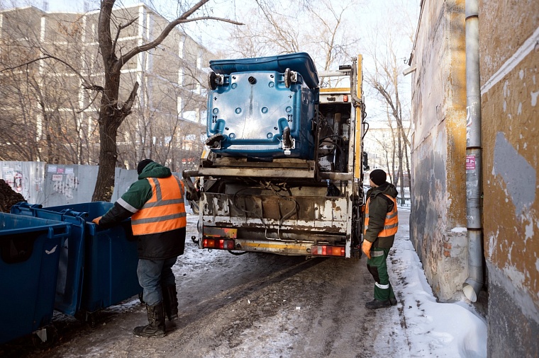 Тюменское экологическое объединение непрерывно обновляет парк мусорных контейнеров в регионе