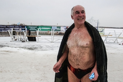 Тюменские моржи со стажем: экстрим ради здоровья