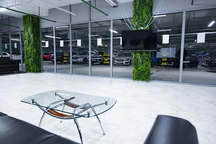 В Тюмени открылся крупнейший крытый шоу-рум по продаже автомобилей с пробегом