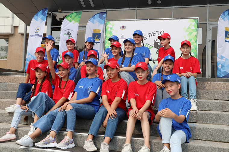 Летом в Тюмени организуют четыре смены «Отрядов мэра»