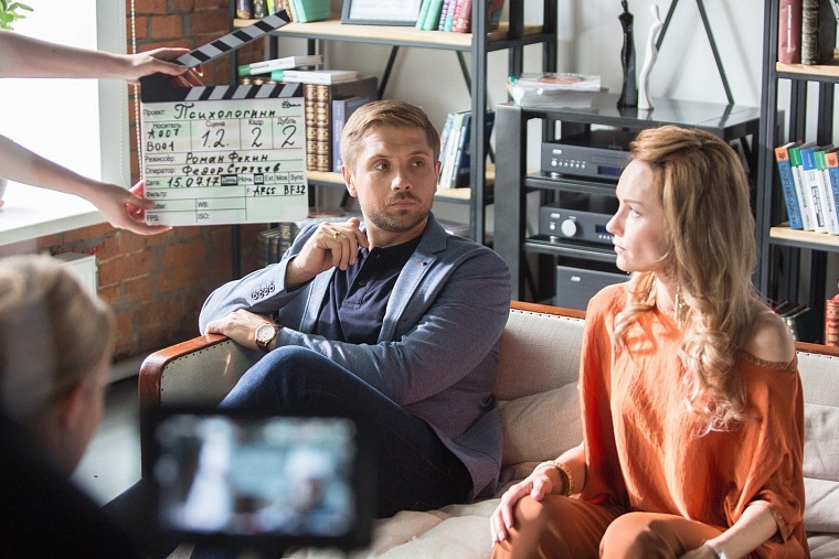 СТС подвергнет звезд психоанализу