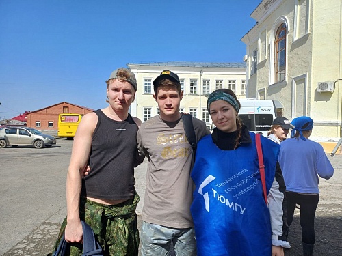 300 добровольцев помогут жителям села Абатское отстоять дома от паводка