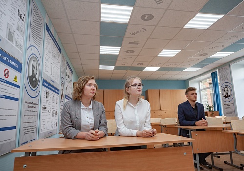 АО «Транснефть – Сибирь» оказало благотворительную помощь региональным школам