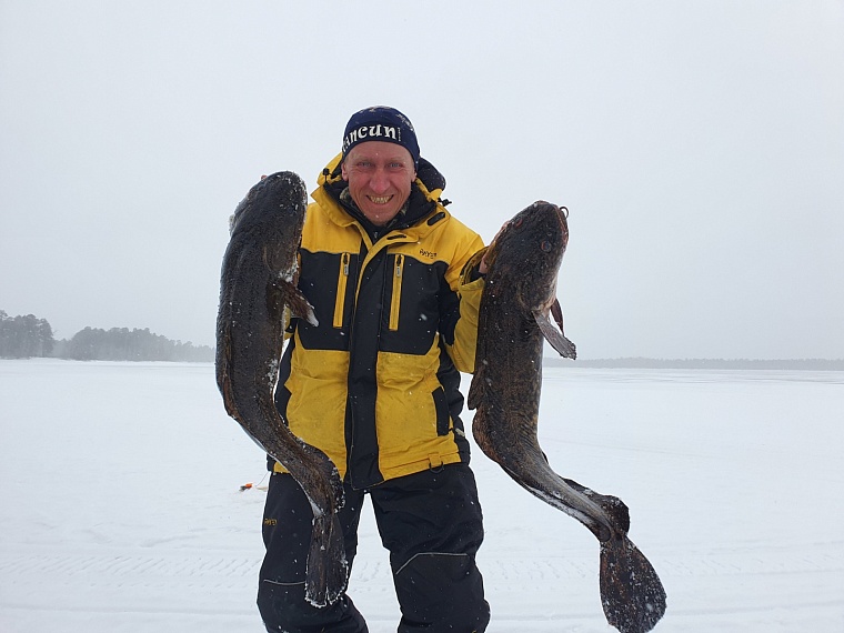 Как семья урайских блогеров собирает миллионные просмотры на трофейной рыбалке