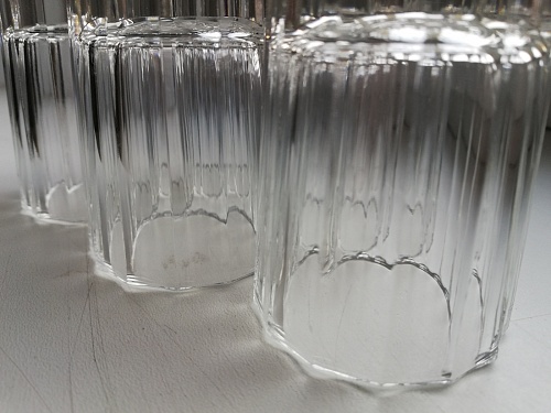 В Госдуме предложили запретить торговлю крепким алкоголем в микротаре