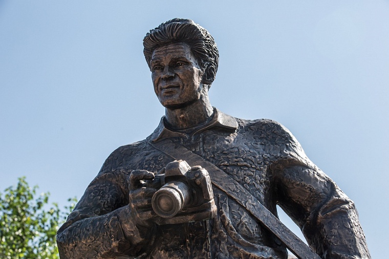 Сегодня в Тюмени почтили память журналиста, погибшего в Чечне