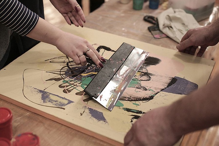 Тюменским студентам показали мир глазами слепых