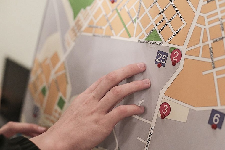 Тюменским студентам показали мир глазами слепых