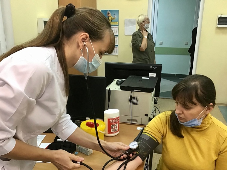 "И весело, и для здоровья полезно": тюменцы оценили работу "Палаток здоровья"