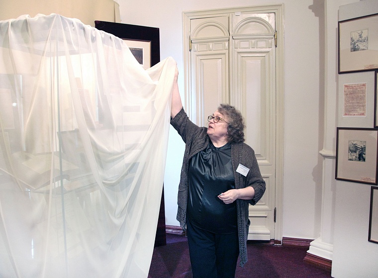 В музее Колокольниковых показывают памятник книге