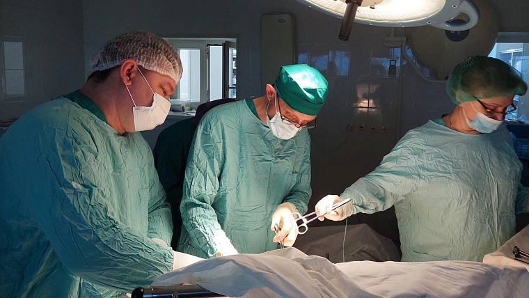 Больше месяца врачи из Ноябрьска боролись за жизнь новорожденного