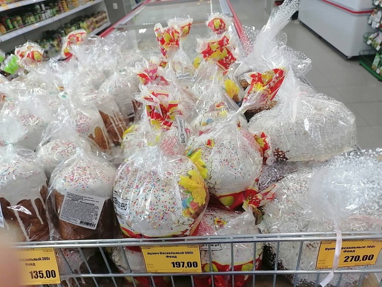 Светлая Пасха: где в Тюмени купить куличи и другие угощения