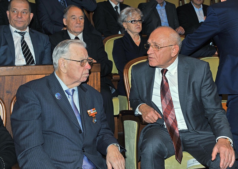 В микрорайоне «Ямальский-2» построят школу, детский сад и поликлинику