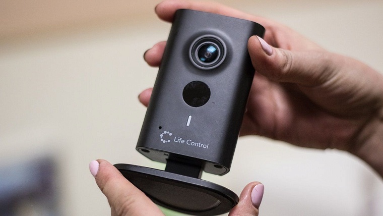 Незримый помощник. Кто присмотрит за квартирой в новогодние праздники?