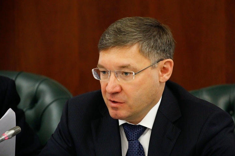 Холманских рекомендовал чиновникам завести себе УЭК