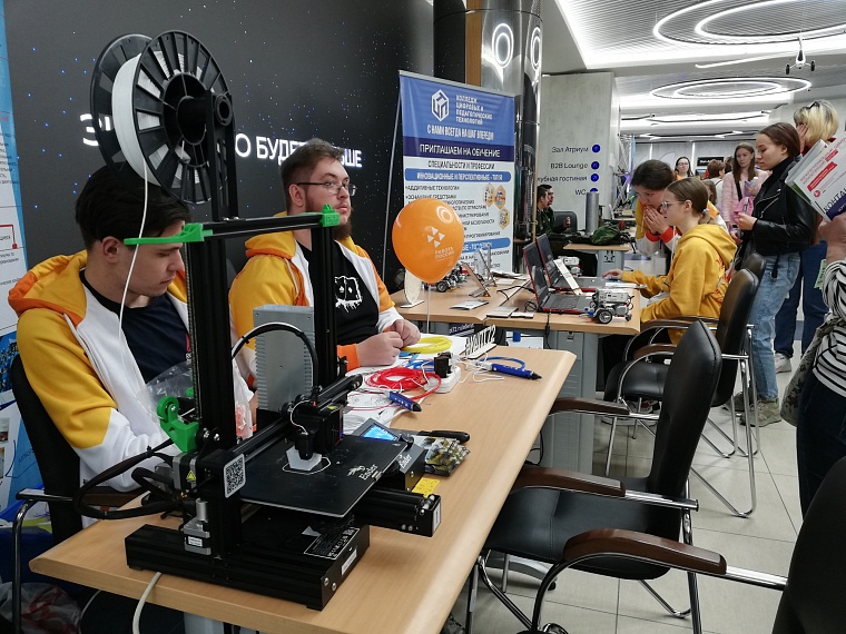 Время возможностей: Всероссийская ярмарка трудоустройства оказалась востребованной у тюменцев